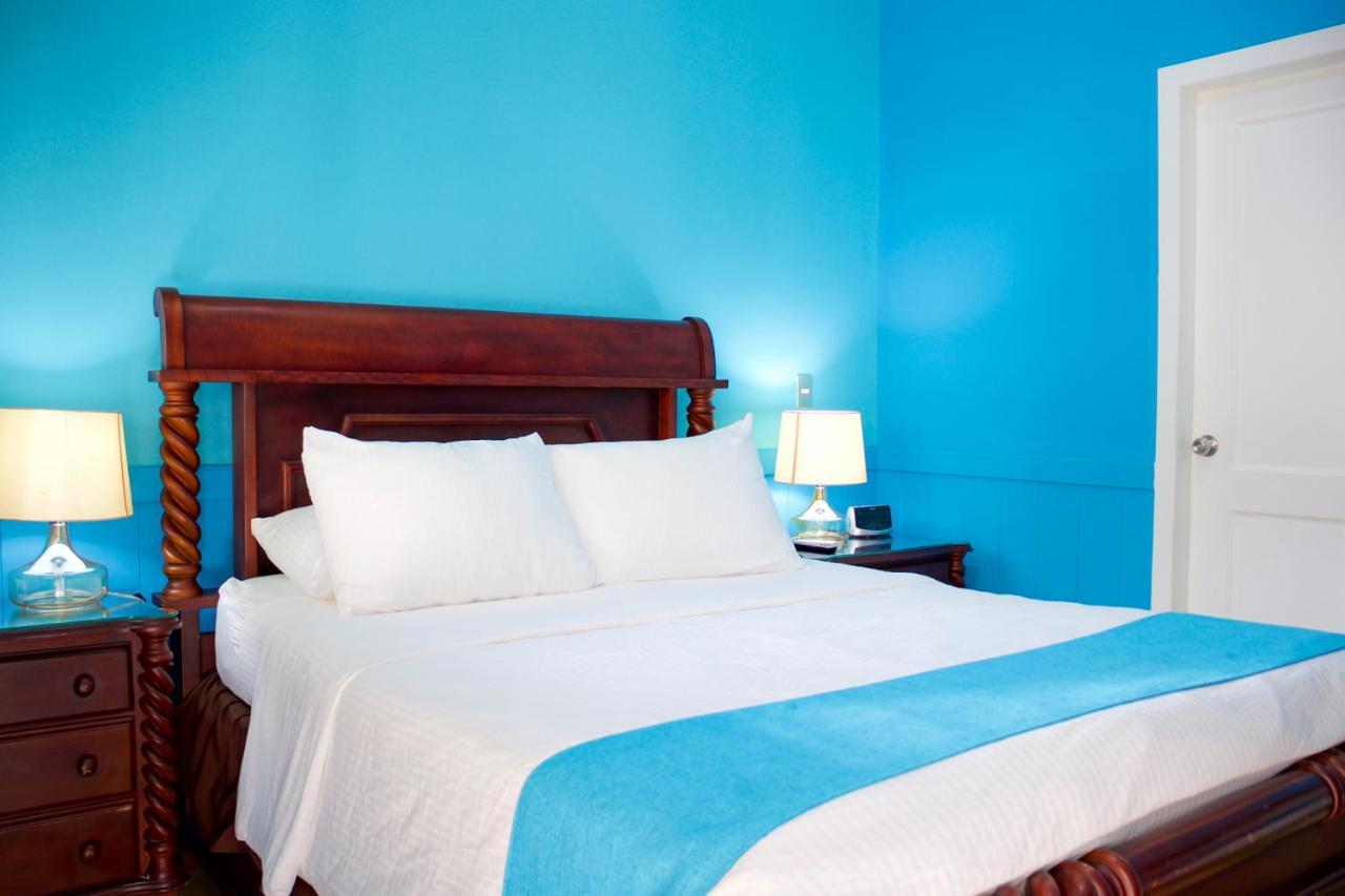 Hotel Victoriano ซานฮวนเดลซูร์ ภายนอก รูปภาพ