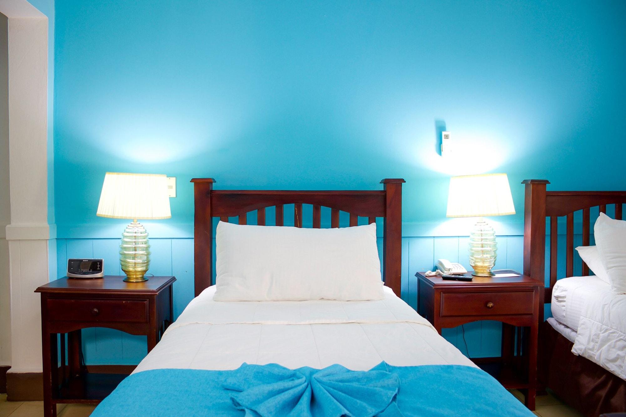 Hotel Victoriano ซานฮวนเดลซูร์ ภายนอก รูปภาพ