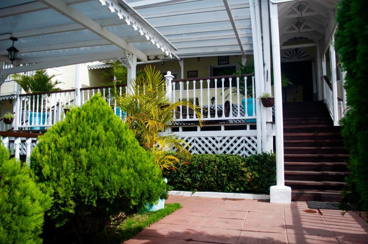 Hotel Victoriano ซานฮวนเดลซูร์ ภายนอก รูปภาพ